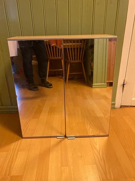 IKEA  Lillången /Badrumsskåp m Speglar