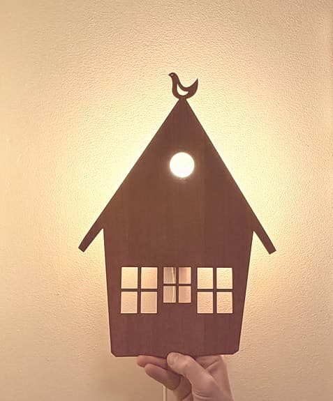 Ferm Living vägglampa