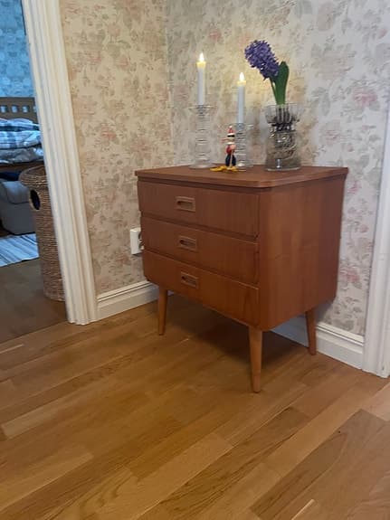 Retro teak byrå 1950- 60 tal vintage teak möbel hall möbel