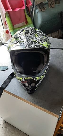 Mopedhjälm