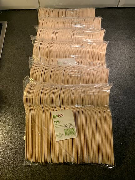 Nya träskedar i paket