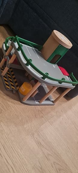 Parking Garage Set, Brio Träjärnväg