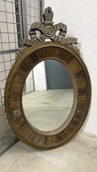 Spegel Mio i vintage gustaviansk stil