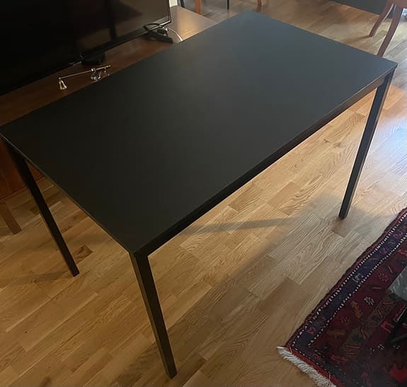 Ikea Tärendö/Sandsberg bord – svart, bra skick