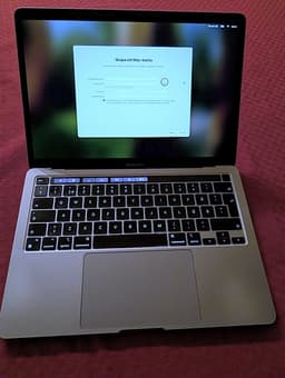 Apple MacBook Pro M1, 16 GB RAM, 13 " (2020) 512 GB SSD. Space Grey