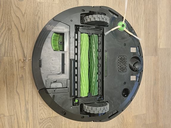 iRobot Roomba i3 i robot i fint skick