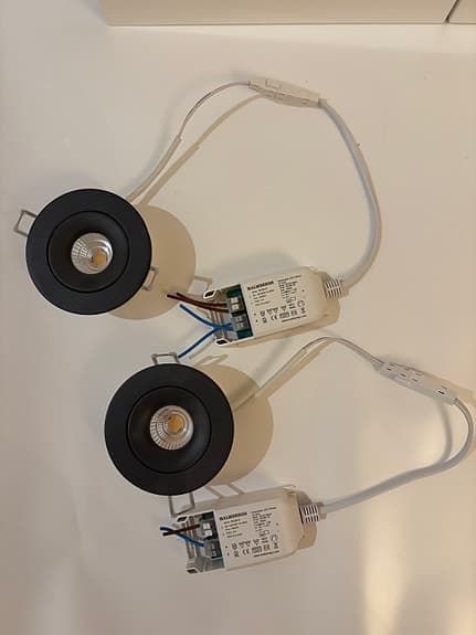 2 st Malmbergs MD-70 infällda spotlights + dimbara LED-drivdon