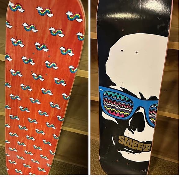 Sweet Skateboard med mönstrad undersida