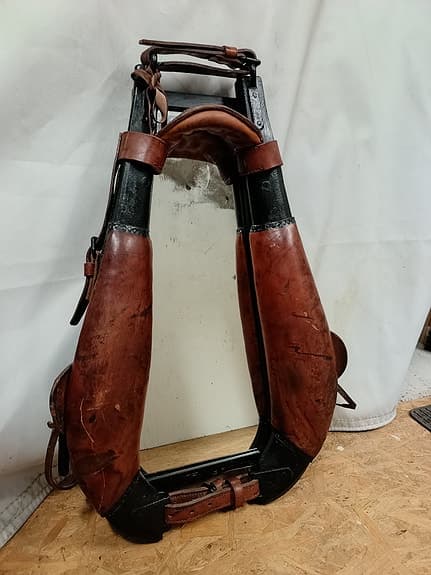 Spegel gjord av loksele