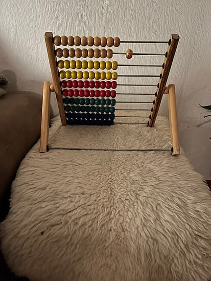 IKEA Kulram i trä med färgade kulor