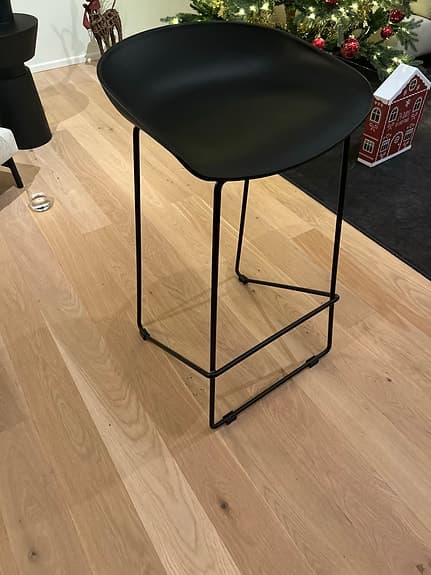 2st svarta barstolar