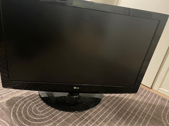 Tv LG 42" TV – Modell 42LG2000 – Fint skick