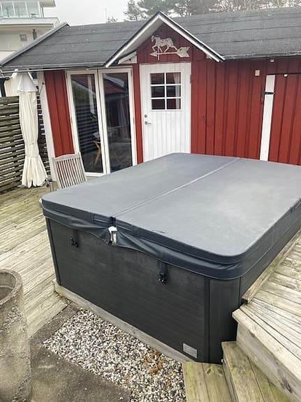 Balboa spabad utomhus med lock