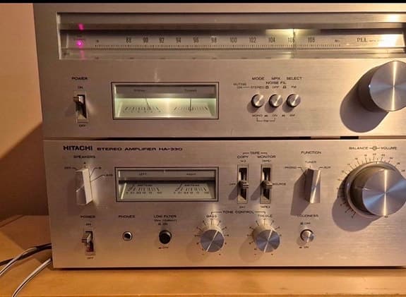 Hitachi SA-350 Stereo förstärkare med högtalare