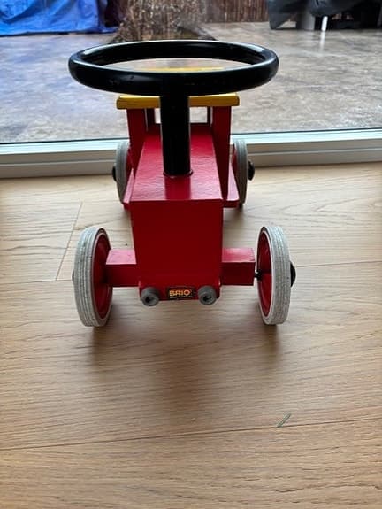 BRIO gåbil i trä, traktor, retro