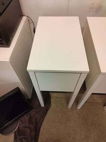 Ikea Nordli sängbord, nattduksbord, avlastningsbord