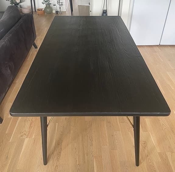 Nordal Chantal matbord 180 cm, svart, fint skick