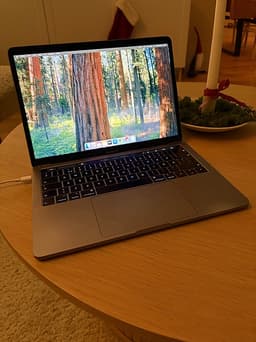 Apple MacBook Pro 2019 i5 / 8gb / 512gb