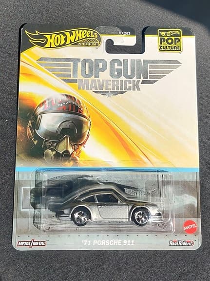 Hot Wheels Premium Top Gun Maverick '71 Porsche 911 NY