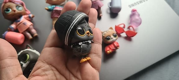 Säljer fint set med 3 st LOL-dockor + 3 st LOL-pets!
