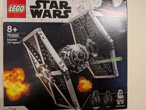 LEGO 75300 Star Wars Imperial TIE Fighter Helt ny