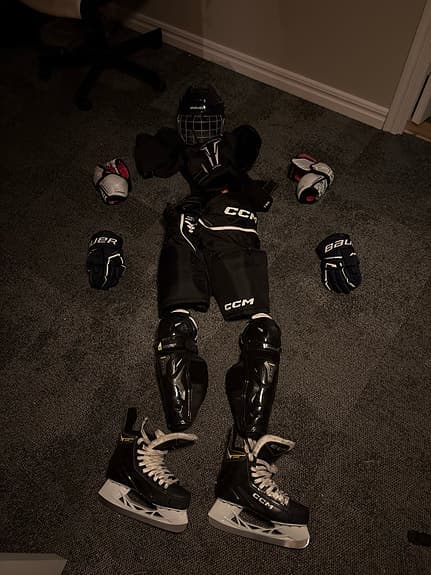 CCM JR Ishockeyskridskor storlek 5