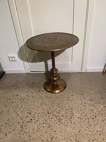 Sidobord, sideboard i messing