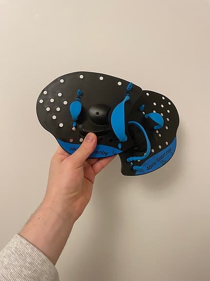 Simfötter/ fins size 42-43 plus swim paddles