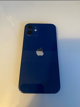 iPhone 12 blå 64GB – Trasig / startar inte med laddare / reservdelar