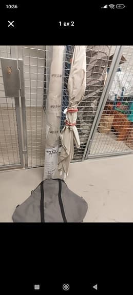 2 st parasoll med fot tvetö från Ikea