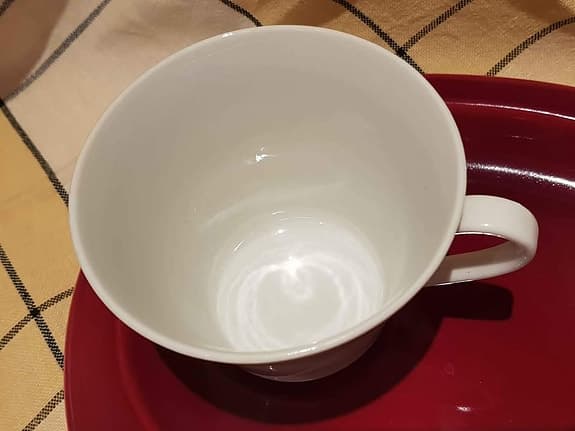 Fri frakt! Present t retronörden! Jättefin Rörstrand Tea tv-kopp vit vinrött fat