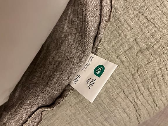 Tre prydnadskuddar