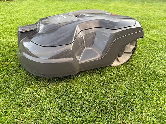 Husqvarna Automower 310 – Årsmodell 2017, i bra skick!