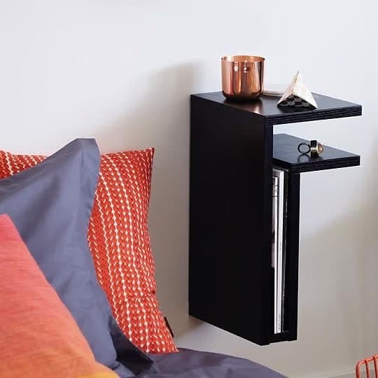 Maze F-Shelf – väggmonterat sängbord