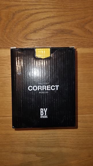 Vägglampa Correct by Rydéns