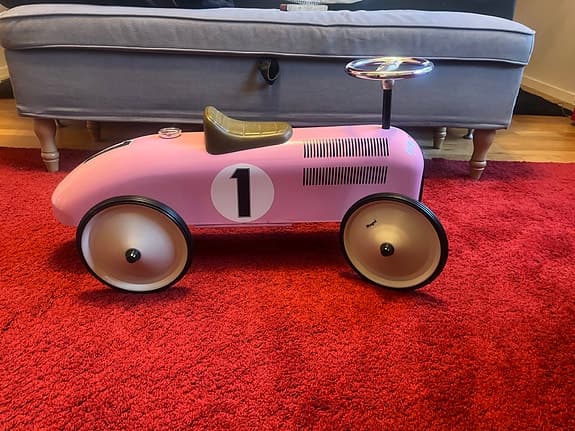 Sparkbil från Magni