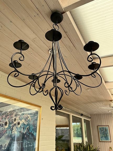 Ljuskrona - Svart metallkrona