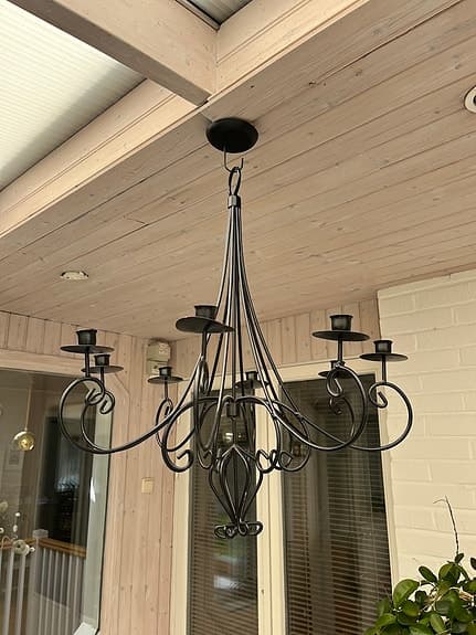 Ljuskrona - Svart metallkrona