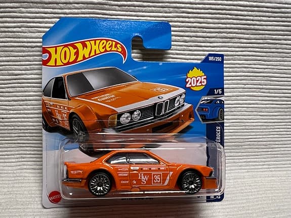Hot Wheels BMW 635 CSI leksaksbil orange