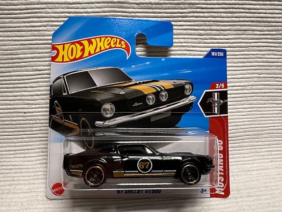 Hot Wheels '67 Shelby GT500 leksaksbil