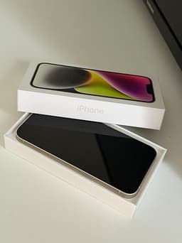 Apple iPhone 14 128 GB Stjärnglans