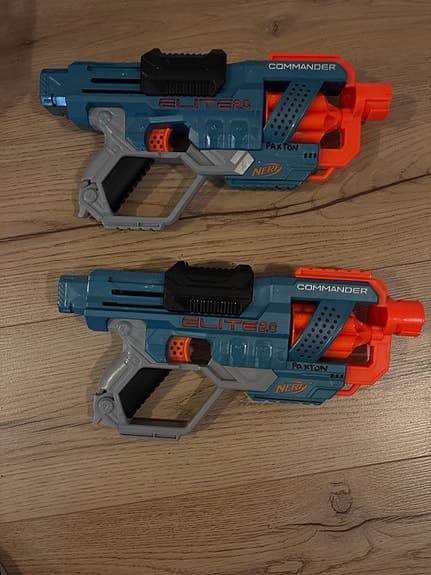 Nerf Mega och Rival Barnleksakspistoler med pilar och kulor