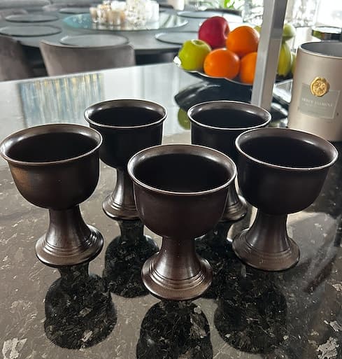 Höganäs Keramik – paket med 5 vinbägare, ljuslykta, karott & gräddsnipa