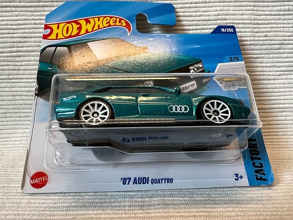 Hot Wheels '87 Audi Quattro leksaksbil