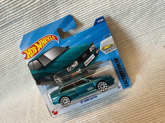 Hot Wheels '87 Audi Quattro leksaksbil