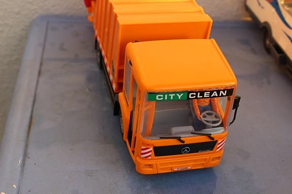 Top Toy City Clean stor sopbil m tippfunktion fram och bak inkl soptunnor mm