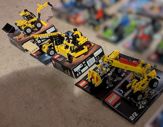 5 st små tekniklegosatser (perfekt pyssel, ca 30-60 min att bygga)