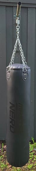 Boxningsäck"Master Nero"Vikt 30kg,L120cm,tål tuffa tag