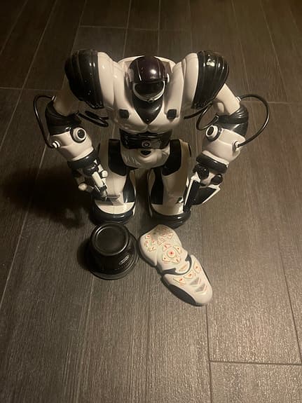 WowWee Robosapien – Klassisk robot med fjärrkontroll (Fint skick)t