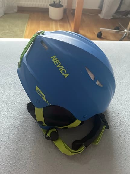 Skid/ Skridskor Barn Hjälm med öron värmare